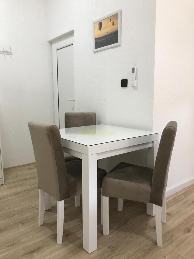 Soba Milojkovic Apartman Galambóc Kültér fotó